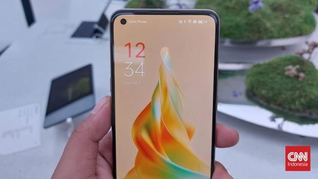 Spesifikasi Oppo Reno8 T 4G Pamerkan Ponselnya dengan Kamera 100 MP