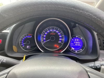 2016 Honda jazz rs dp 5 jt nasional