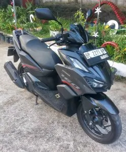 Di jual cipat motor vario 160cc tahun 2023 Surat2 lingkap pjk hidup