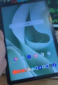 Samsung Galaxy Tab A9+ 5G 11 inci  warna Graphite